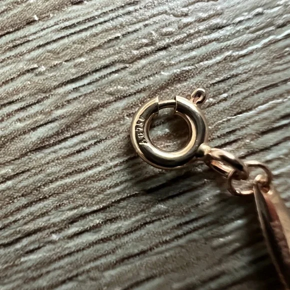 rose‎ gold and diamond peretti bracelet